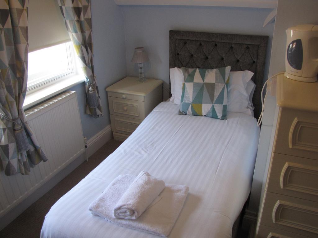 Ashmira Guest House Weymouth Exterior foto